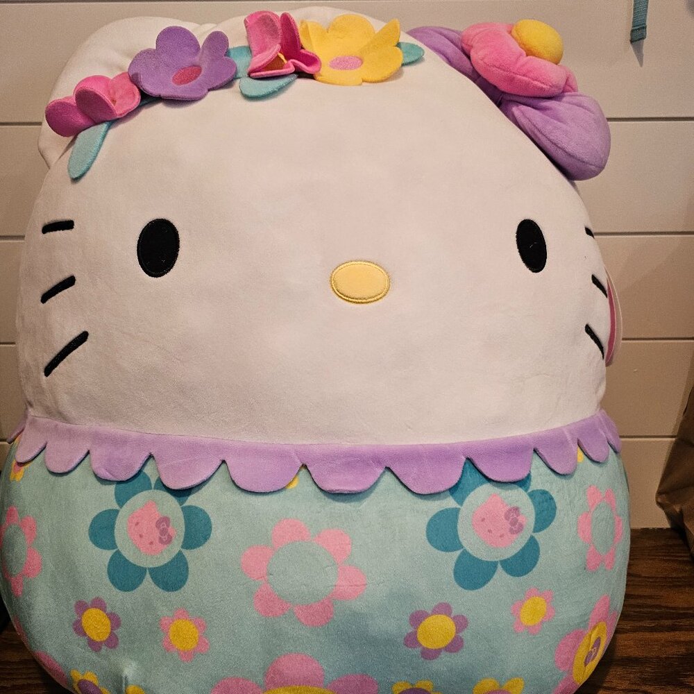 Squishmallows Hello Kitty Large Floral Plush